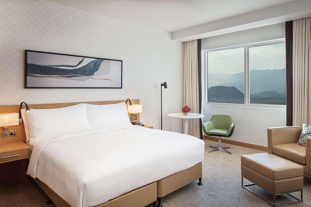 Doubletree By Hilton Fujairah City Zimmer foto